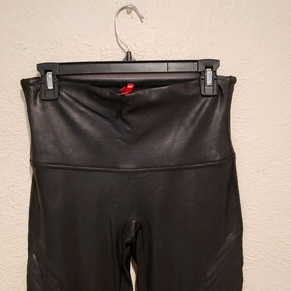 Spanx Women's Size XL Faux Black Leather Leggings Pants Stretch Causal - Picture 5 of 8